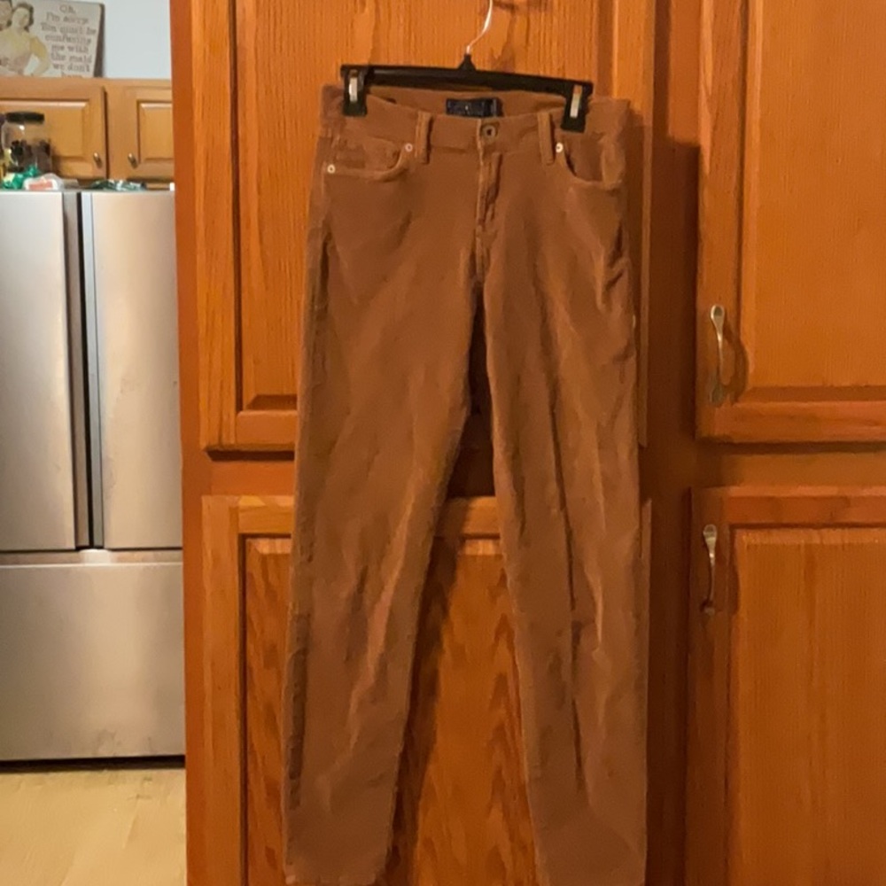 Gently used lucky brand corduroy pants for ladies size 6/28